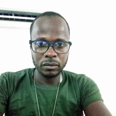 Revoobit | BAHI KOUISSEROU ACHILLE registration for RIGHT position.